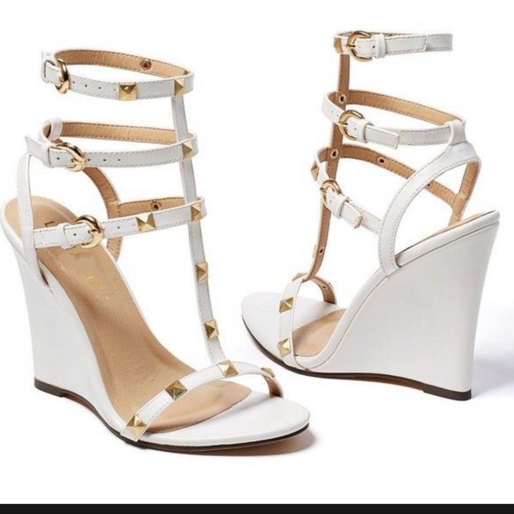Venus Studded Gladiator Wedge Size 7